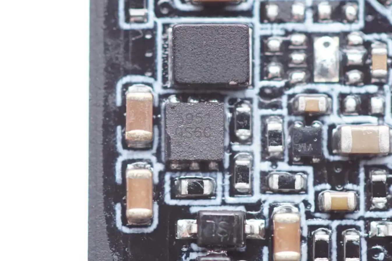 思遠半導體1µA超低靜態電流同步升壓轉換器SY5951獲?laifen徠芬掃振電動牙刷 SE采用！